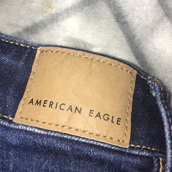 American Eagle Outfitters women’s ripped jeans - Picture 5 of 6